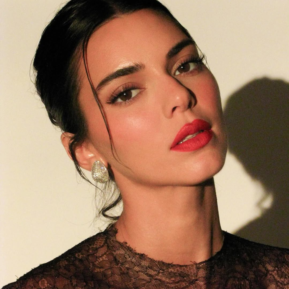 facial-balancing-trend-2026-style-rave