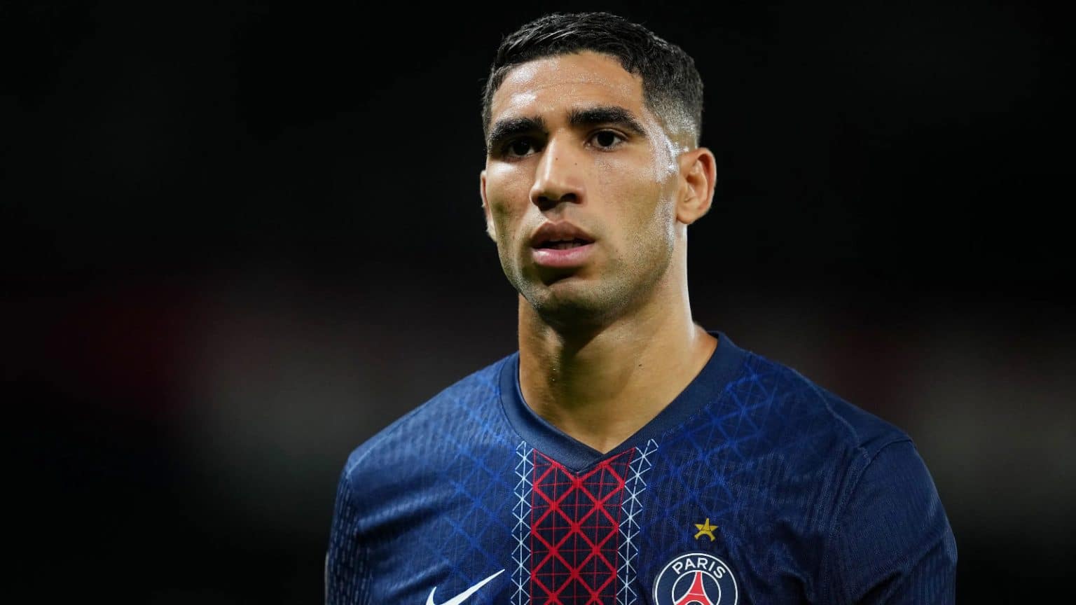 Achraf Hakimi set to stay at PSG despite Madrid rumors