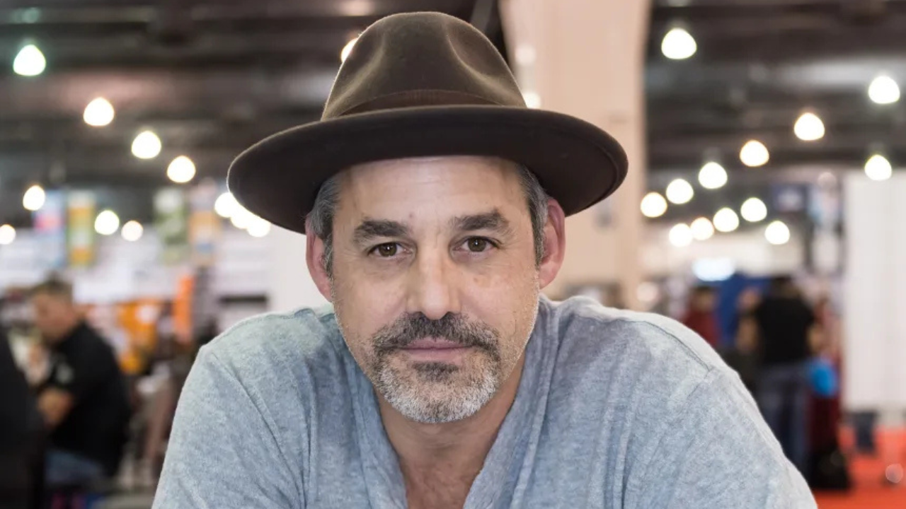 Nicholas-Brendon-Style-Rave