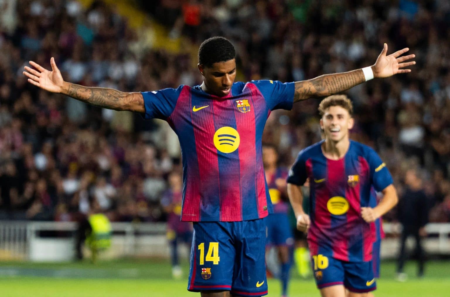 FC Barcelona pushes new plan to keep Marcus Rashford