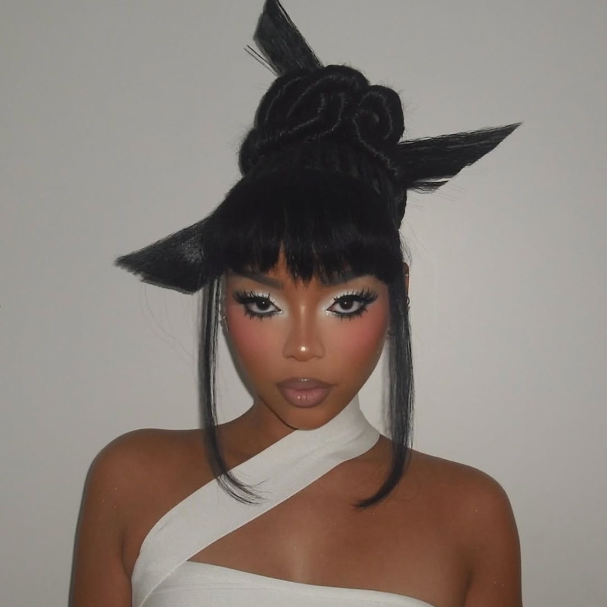 best-celebrity-glam-beauty-looks-style-rave