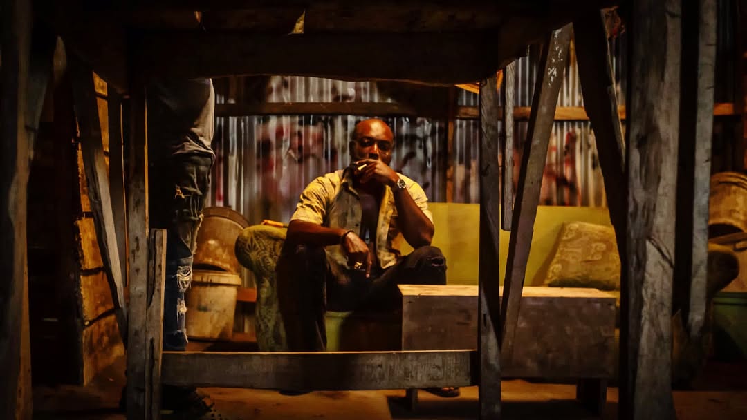 Simileoluwa Hassan on the set of the M-Net original series The Yard.