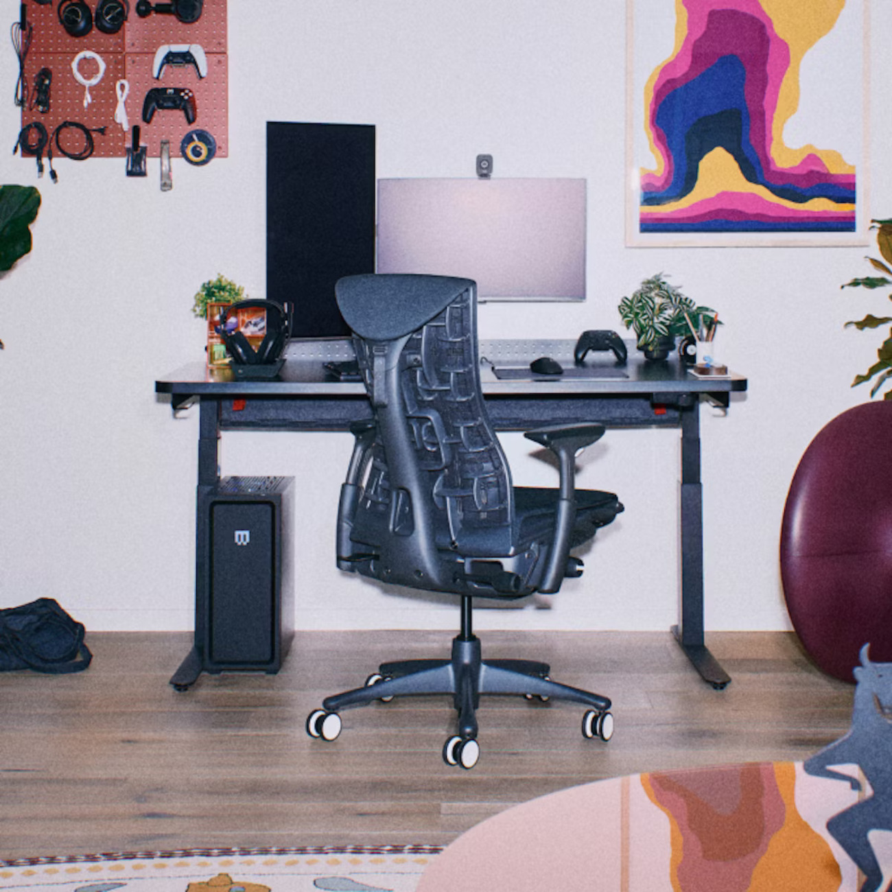 herman-miller-coyl-gaming-desk-style-rave