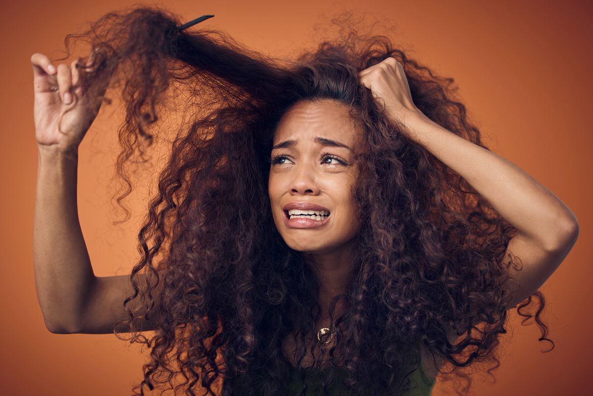 how to fix frizzy hair
