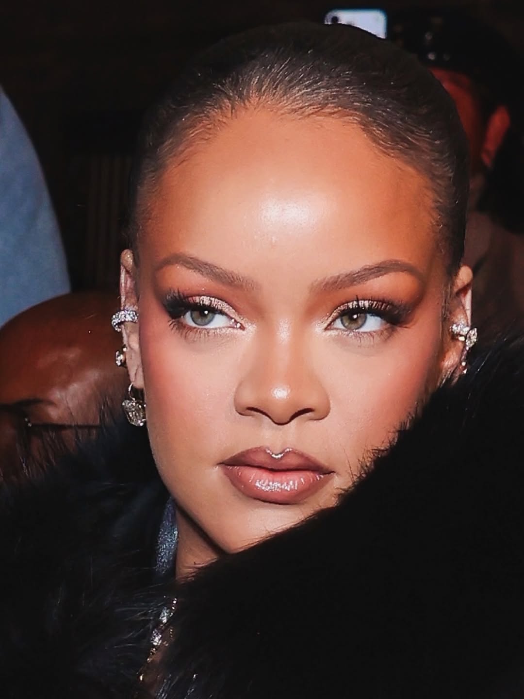 messy glam beauty trend
