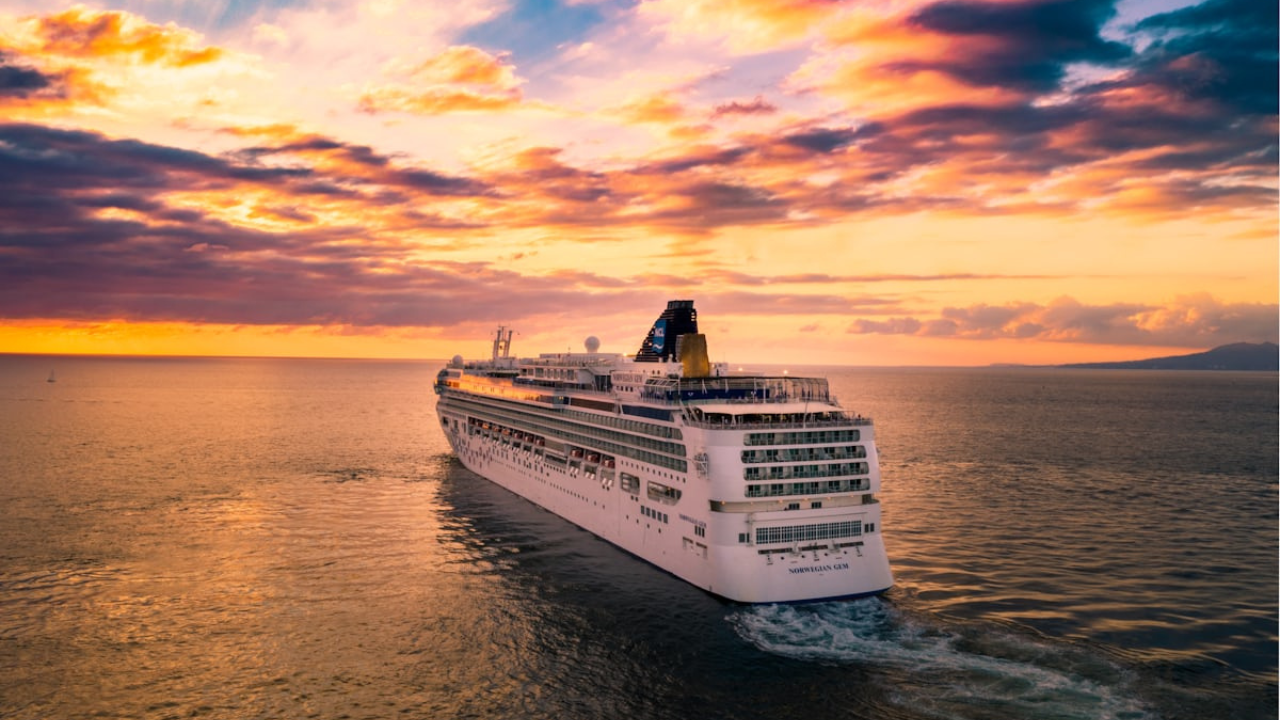 Hantavirus-Cruise-Ship-Style-Rave