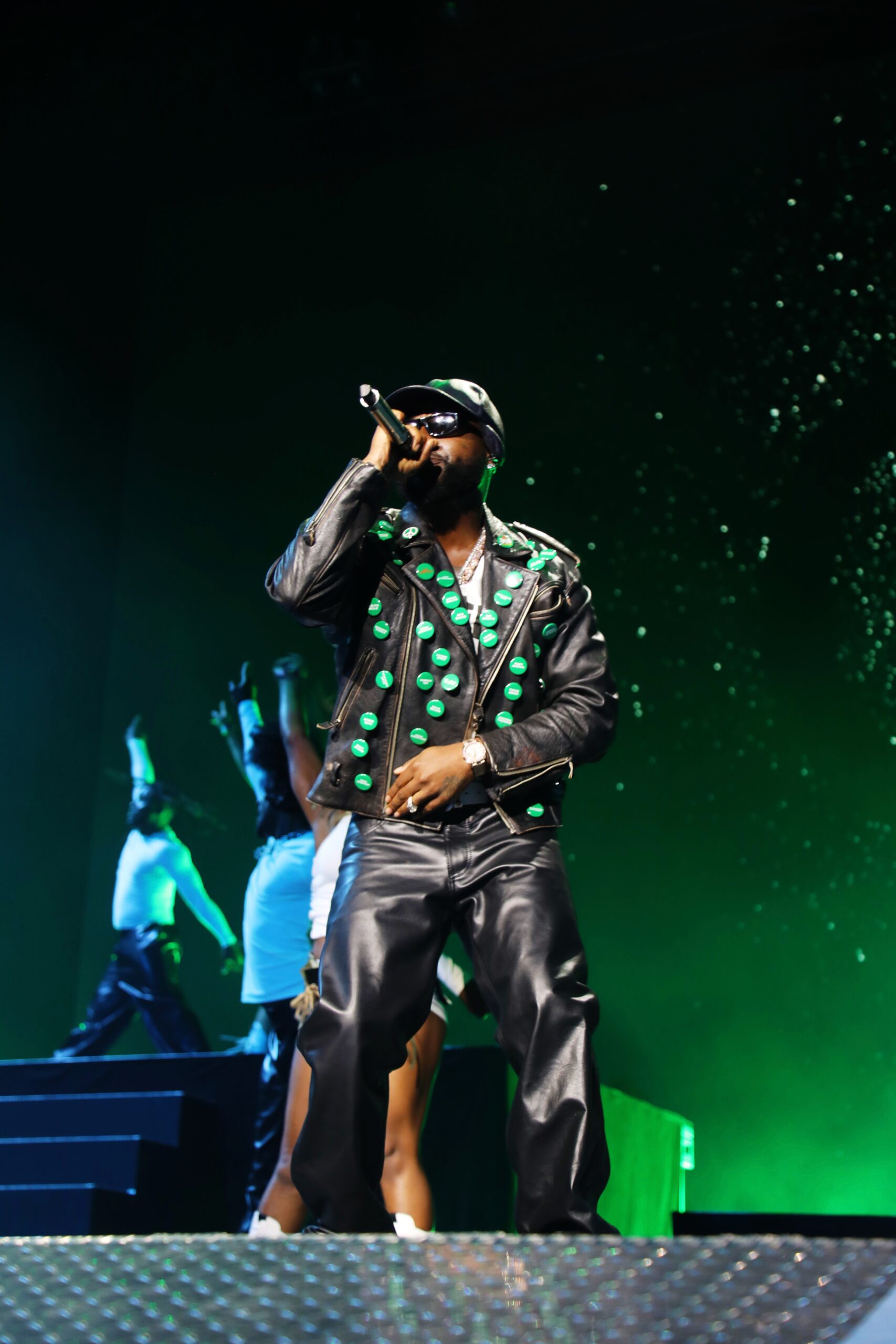 davido-fifa-world-cup-performance-style-rave