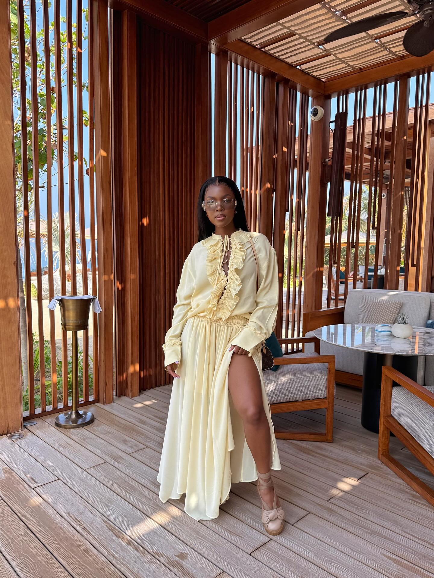 Butter yellow