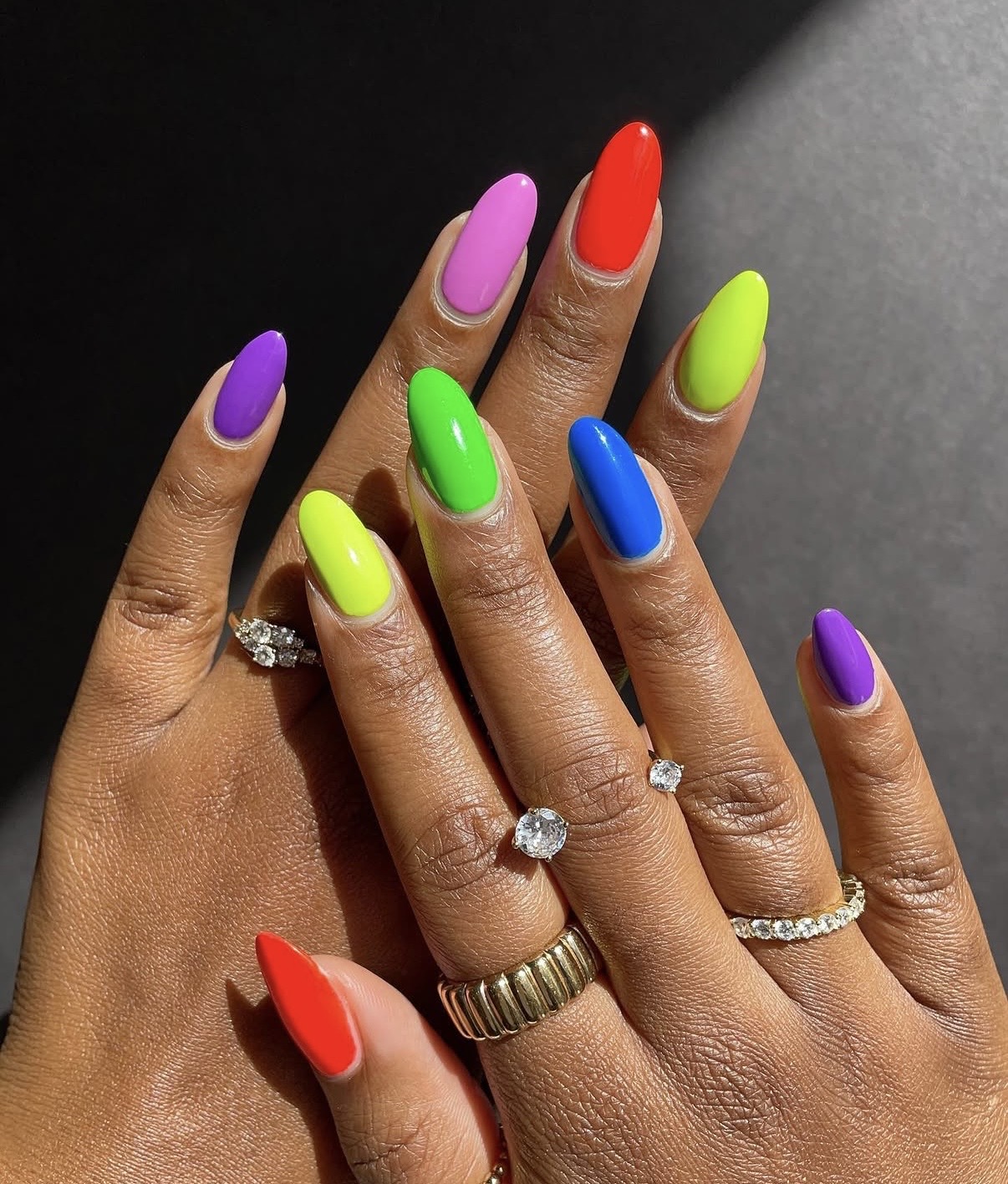 summer-neon-nails-designs